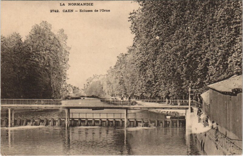 Carte postale ancienne Caen Ecluses de l'Orne