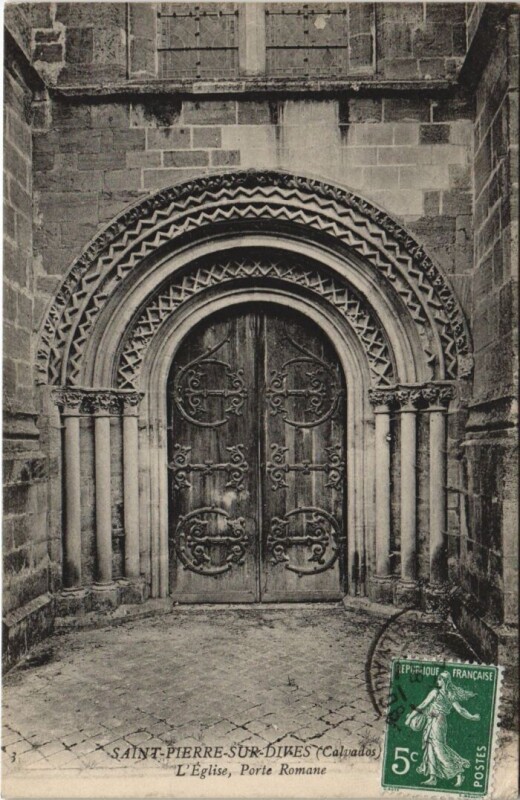 Carte postale ancienne Saint-Pierre-sur-Dives L'Eglise - Porte