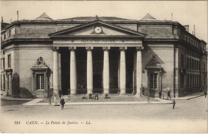 Carte postale ancienne Caen Le Palais de Justice
