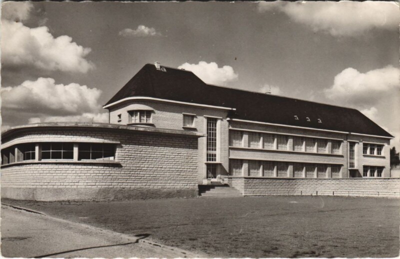 Carte postale ancienne Aunay-sur-Odon Ecole des Garcons