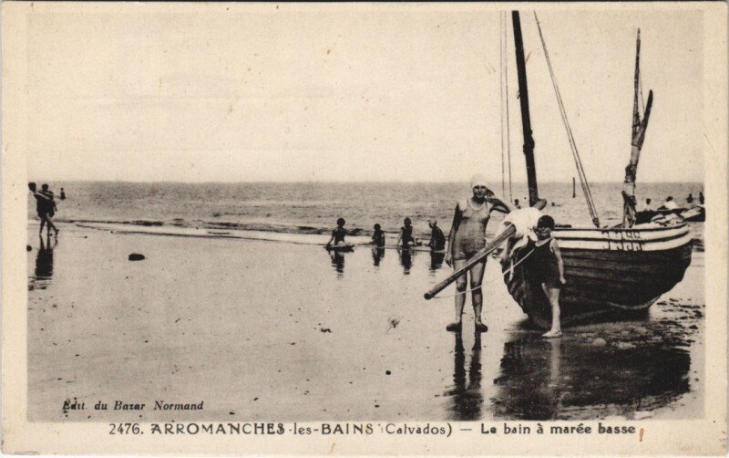 Carte postale ancienne Arromanches Le Bain a Maree Basse