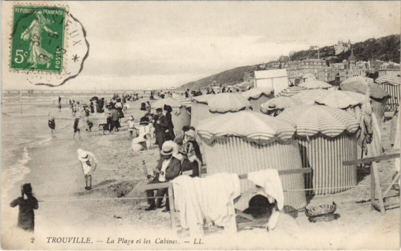 Carte postale ancienne Trouville La Plage et les Cabines