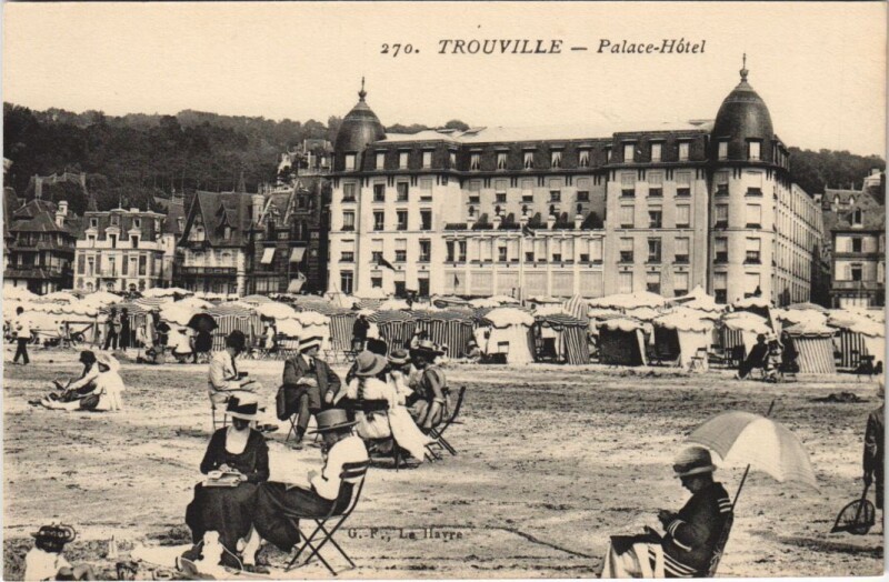 Carte postale ancienne Trouville Palace-Hotel