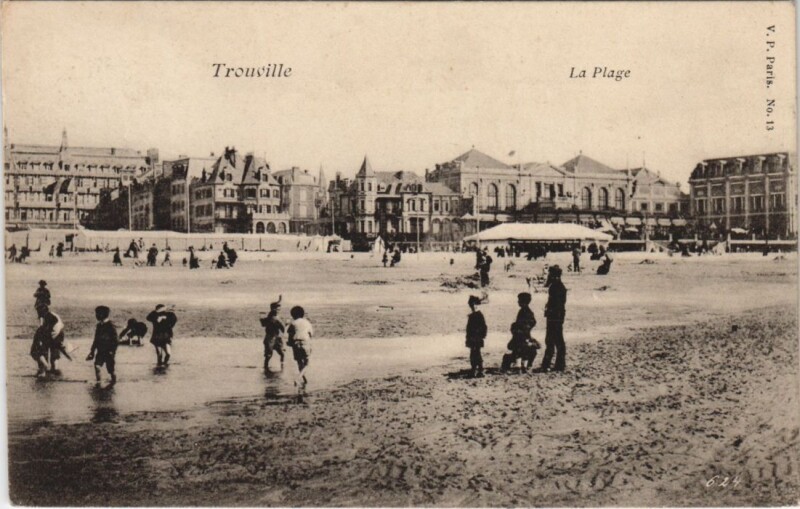 Carte postale ancienne Trouville La Plage