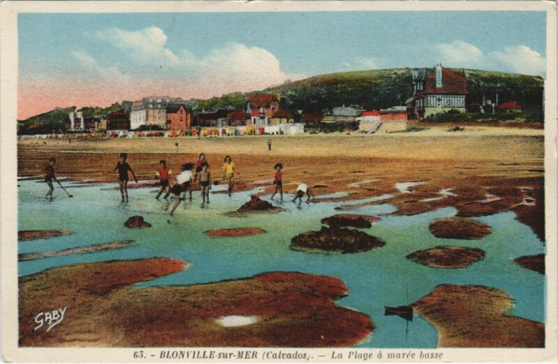 Carte postale ancienne Blonville-sur-Mer La Plage a Maree Bassa à Blonville-sur-Mer