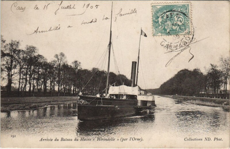 Carte postale ancienne Arrivee du Bateau du Havre Hirondelle par l'Orne