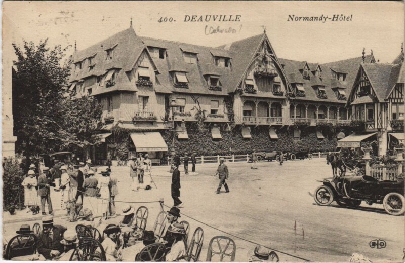 Carte postale ancienne Deauville Normandy-Hotel à Deauville