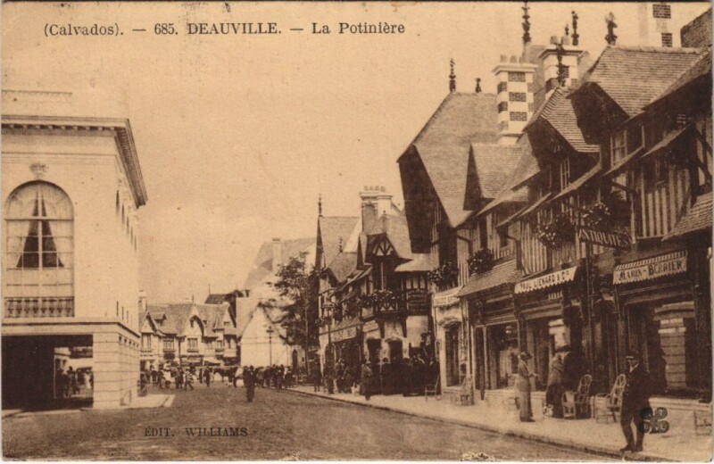 Carte postale ancienne Deauville La Potiniere à Deauville