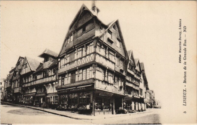 Carte postale ancienne Lisieux Maison de la Grande Rue à Lisieux
