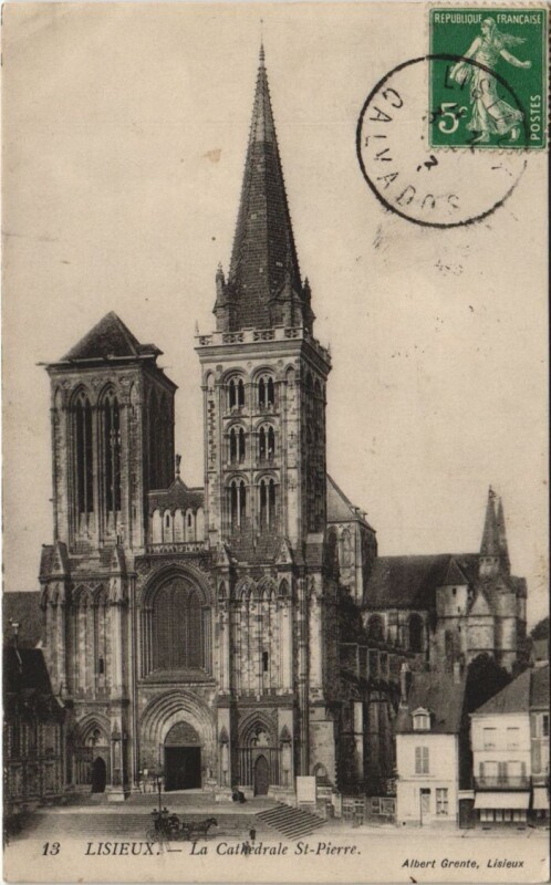 Carte postale ancienne Lisieux La Cathedrale Saint-Pierre à Lisieux