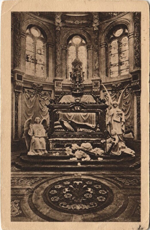 Carte postale ancienne Lisieux Chapelle et Chasse de Sainte Therese de l'Enfant Jesus à Lisieux
