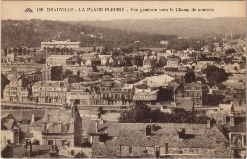 Carte postale ancienne Deauville Vue Generale à Deauville