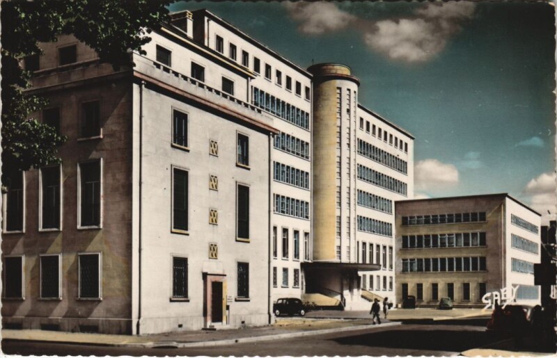 Carte postale ancienne Caen Le Centre Administratif Departemental