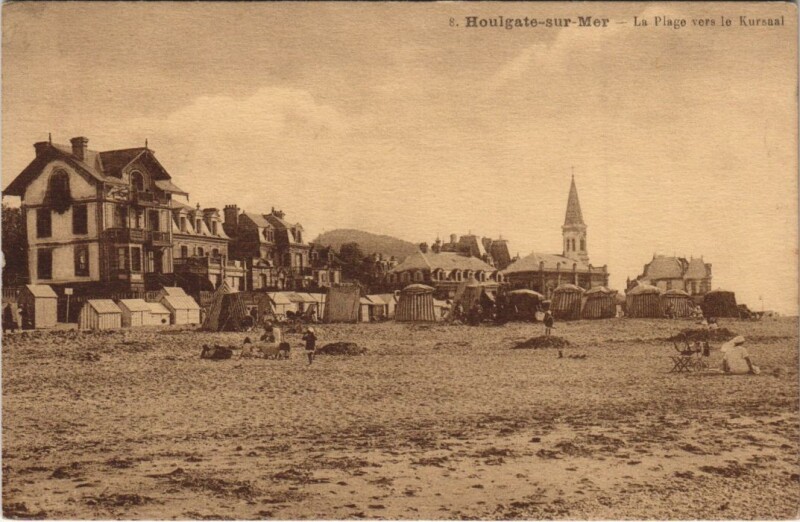Carte postale ancienne Houlgate La Plage vers le Kursaal à Houlgate