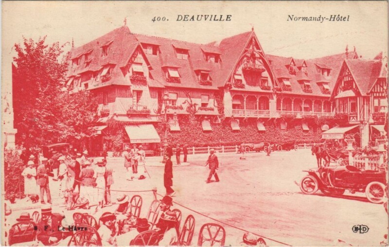 Carte postale ancienne Deauville Normandy-Hotel à Deauville