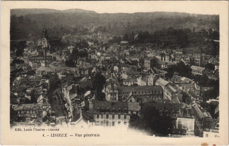 Carte postale ancienne Lisieux Vue Generale à Lisieux