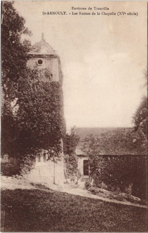 Carte postale ancienne Saint-Arnoult Les Ruines de la Chapelle à Saint-Arnoult