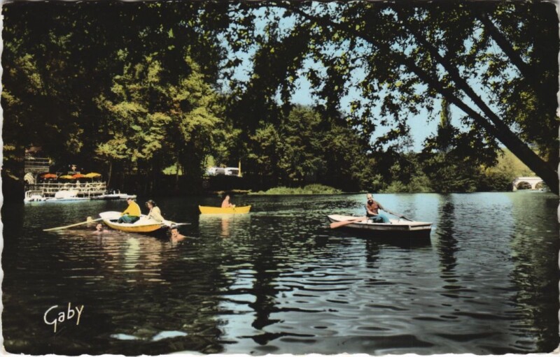Carte postale ancienne Clecy L'Orne au Fil de l'Eau
