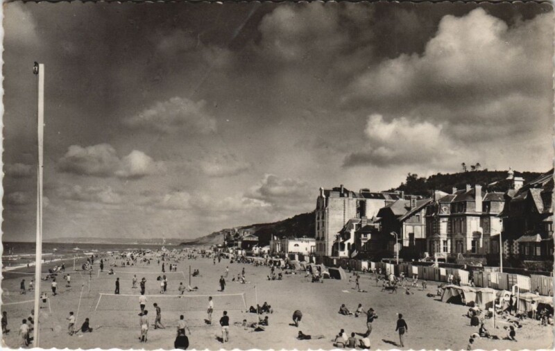 Carte postale ancienne Houlgate La Plage à Houlgate