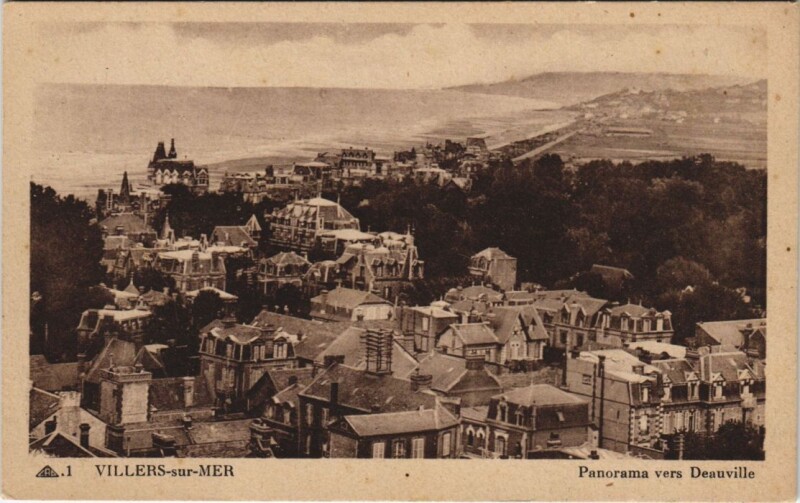 Carte postale ancienne Villers-sur-Mer Panorama vers Deauville à Deauville