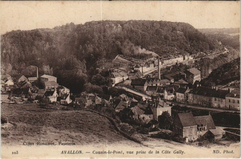 Carte postale ancienne Avallon Cousin-le-Pont - Vue prise de la Cote Gally à Avallon