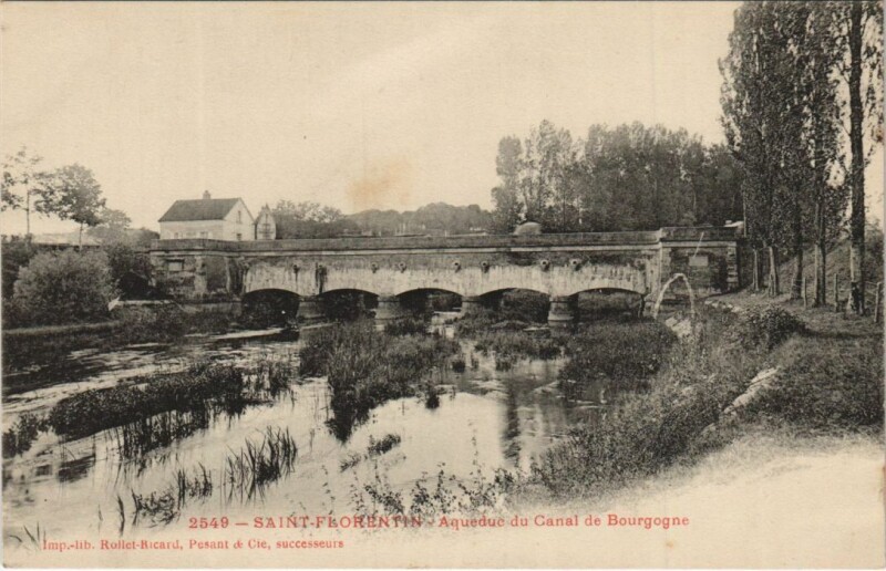 Carte postale ancienne Saint-Florentin Aqueduc du Canal de Bourgogne à Saint-Florentin