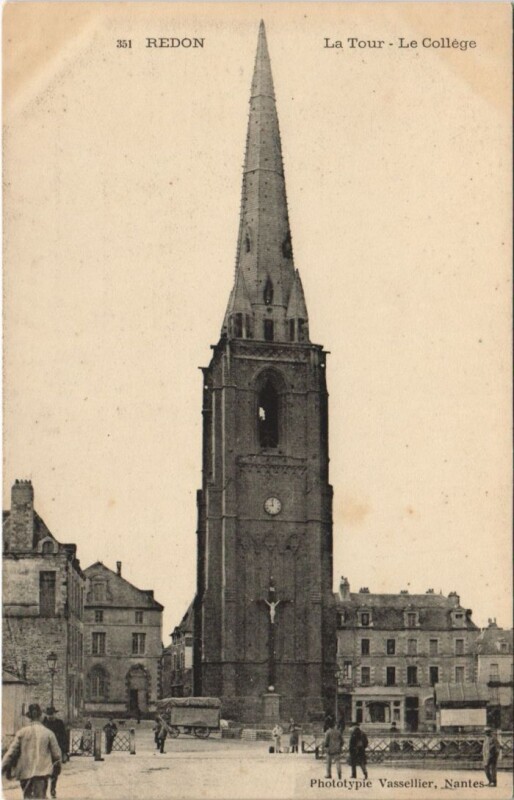 Carte postale ancienne Redon La Tour - Le College à Redon