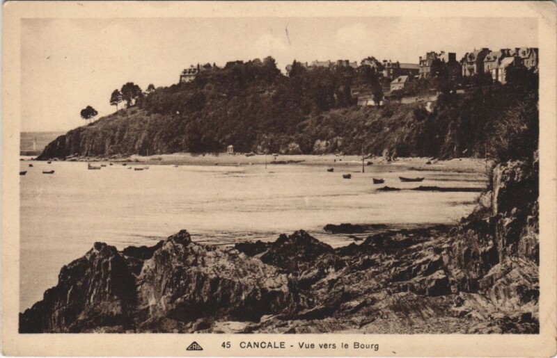 Carte postale ancienne Cancale Vue vers le Bourg à Cancale