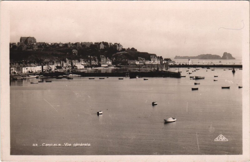 Carte postale ancienne Cancale Vue Generale à Cancale
