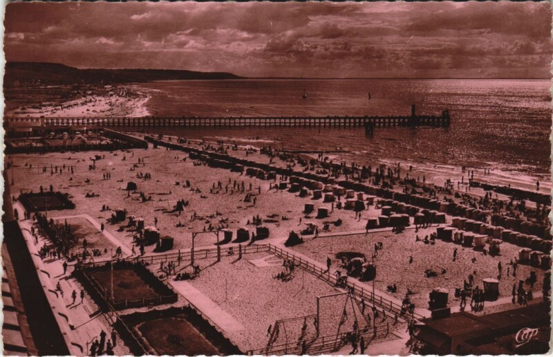 Carte postale ancienne Deauville vue generale à Deauville