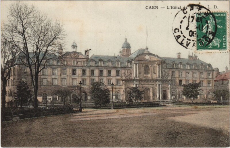 Carte postale ancienne Caen Hotel de Ville