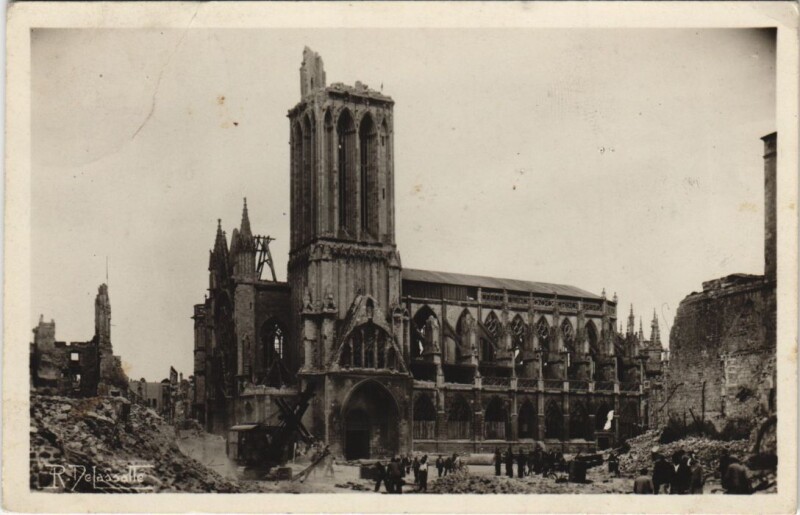 Carte postale ancienne Caen Eglise Saint Pierre