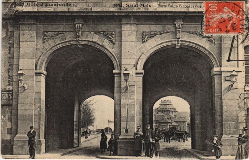 Carte postale ancienne Saint Malo Porte Saint Vincent à Saint-Malo