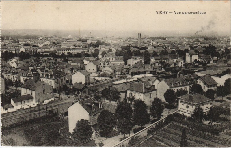 Carte postale ancienne Vichy Vue panoramique France à Vichy