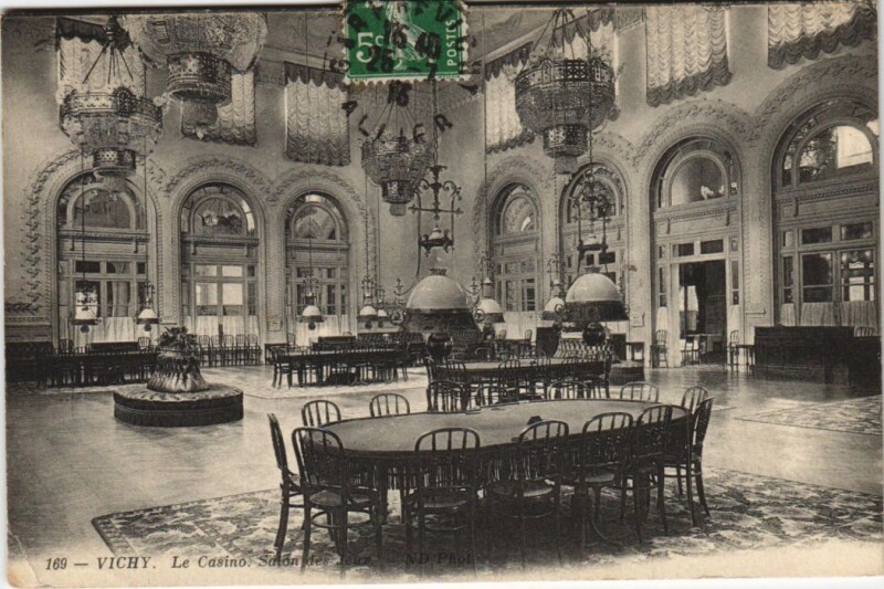 Carte postale ancienne Vichy Le Casino, Salon des Jeux France à Vichy