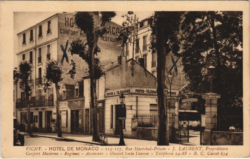 Carte postale ancienne Vichy Hotel de Monaco France à Vichy