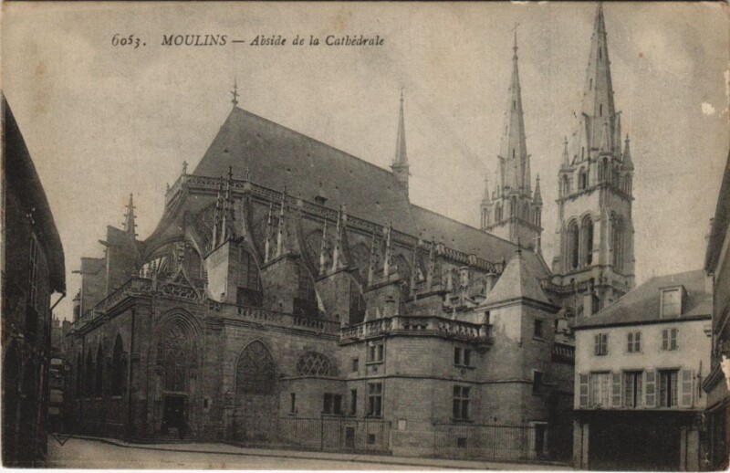 Carte postale ancienne Moulins Abside de la Cathedrale France à Moulins