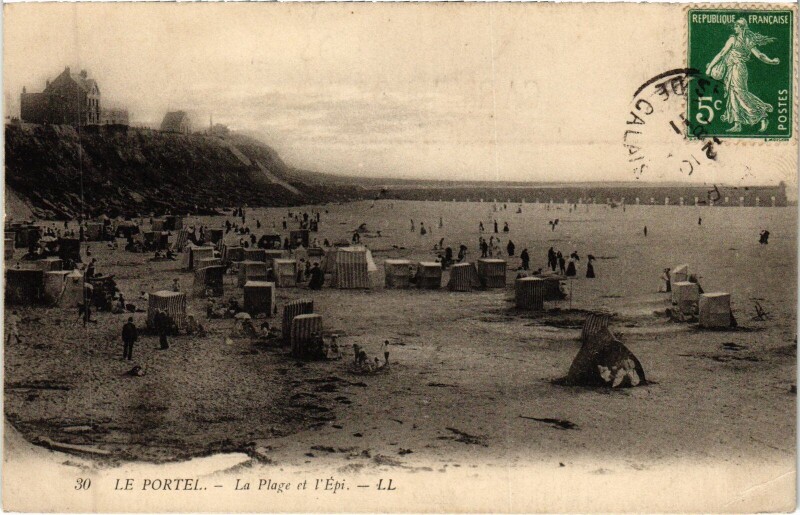 Carte postale ancienne Le Portel La Plage et l'Epi