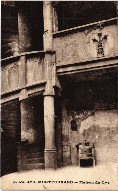Carte postale ancienne Montferrand Maison du Lys