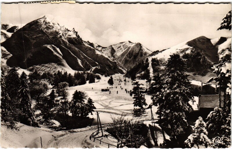 Carte postale ancienne Le Mont-Dore Le Sancy à Mont-Dore