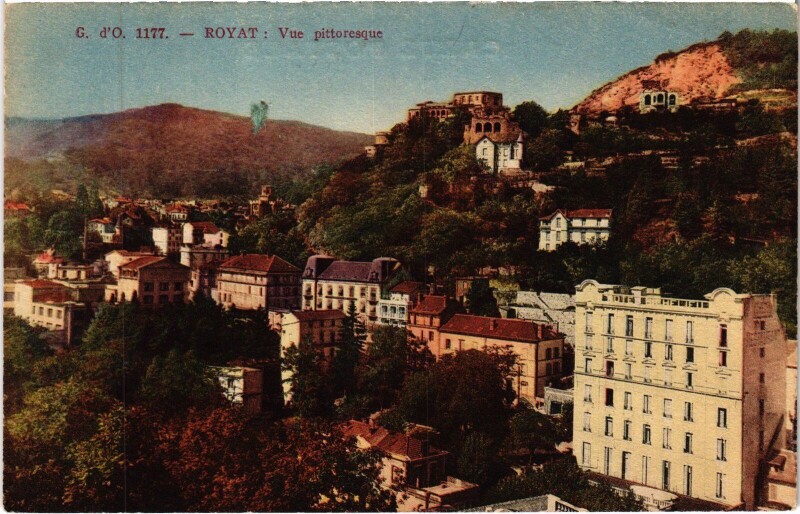 Carte postale ancienne Royat Vue Pittoresque à Royat