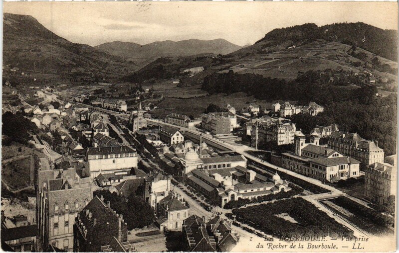 Carte postale ancienne La Bourboule Vue prise du Rocher de la Bourboule à La Bourboule