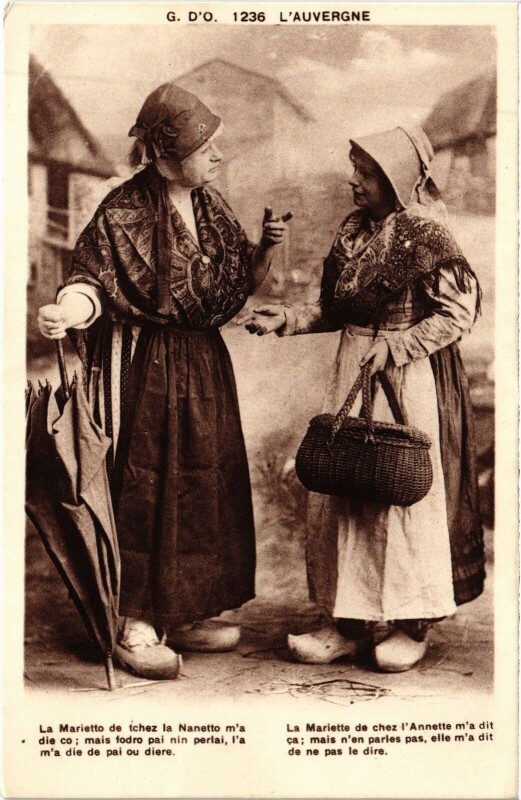 Carte postale ancienne L'Auvergne - Femmes - Types