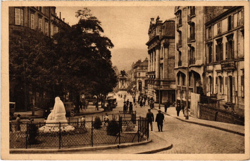 Carte postale ancienne Clermont-Ferrand Le Boulevard Desaix à Clermont-Ferrand