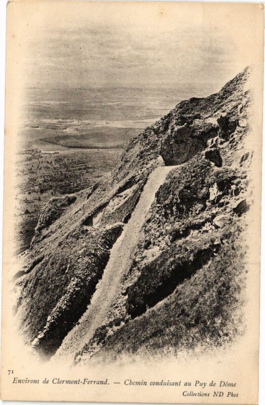 Carte postale ancienne Env. de Clermont-Ferrand - Chemin conduissant au Puy-de-Dome à Clermont-Ferrand