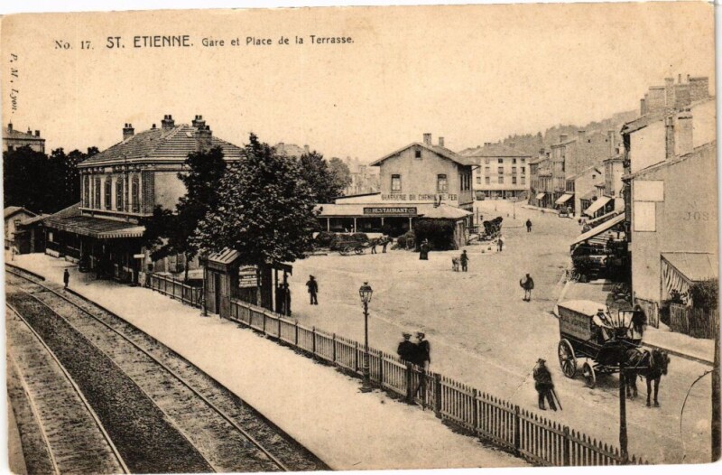 Carte postale ancienne Saint-Etienne-Gare et Place de la Terrasse