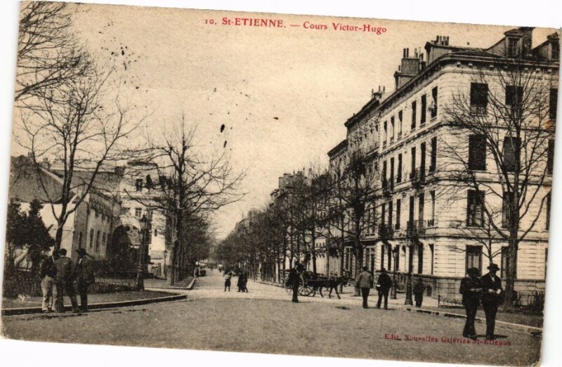 Carte postale ancienne Saint-Etienne - Cours Victor-Hugo à Saint-Étienne
