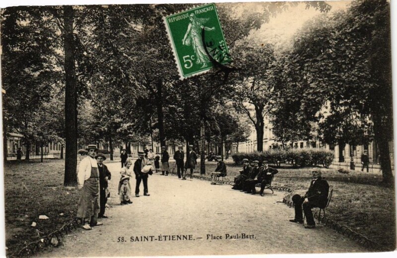 Carte postale ancienne Saint-Etienne - Place Paul-Bert à Saint-Étienne