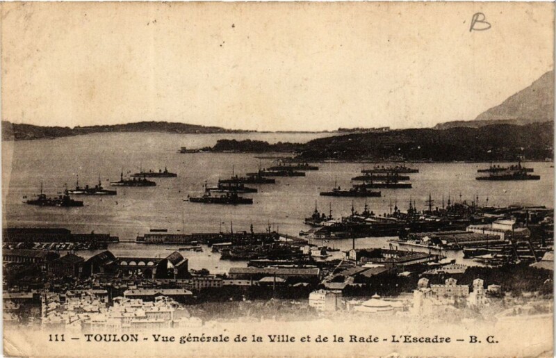Carte postale ancienne Toulon Vue générale de la Ville et de la Rade à Toulon