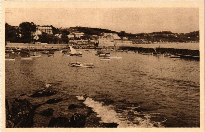 Carte postale ancienne Toulon Le Front Saint-Louis à Toulon